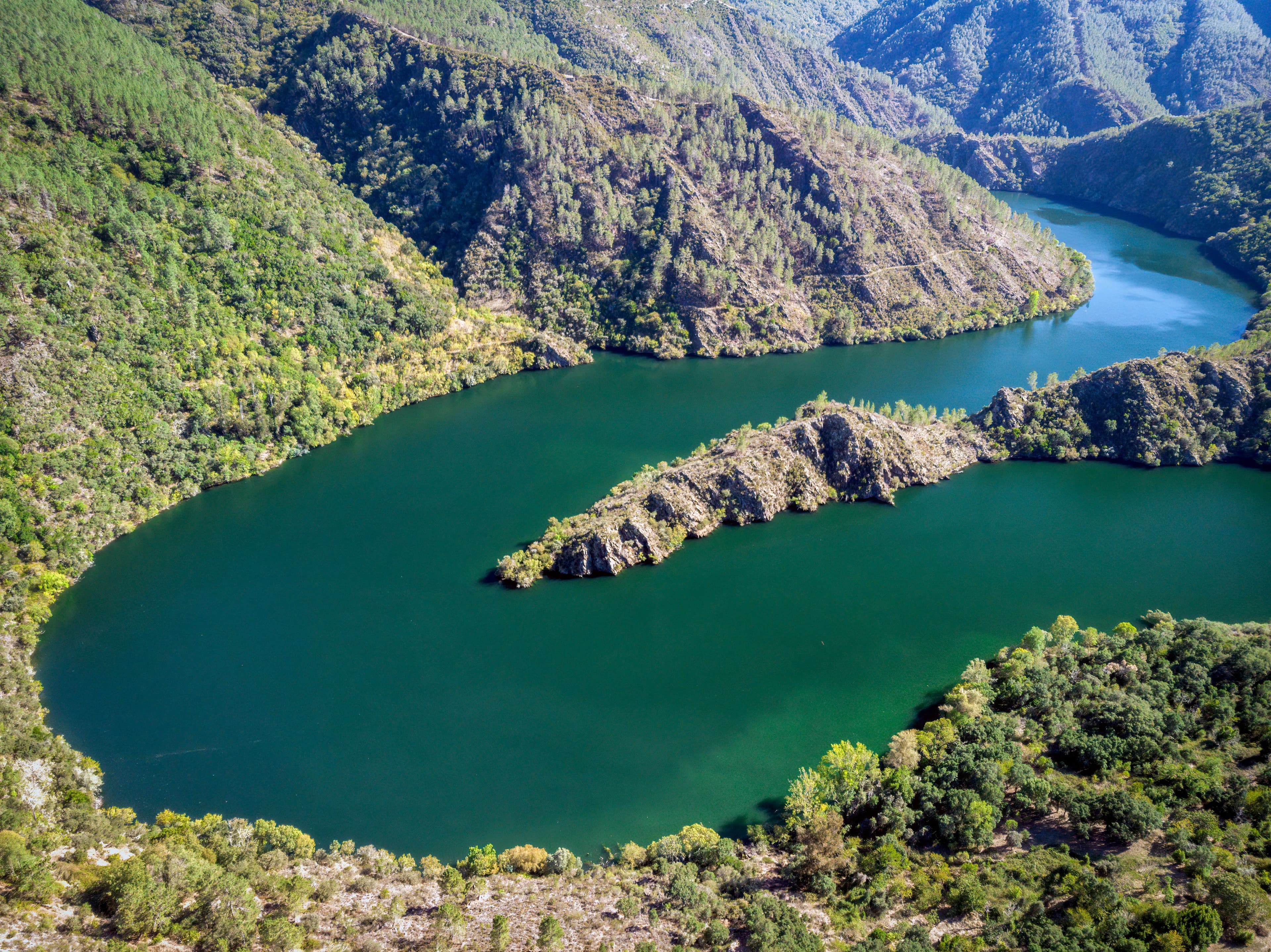 The Lekoli River